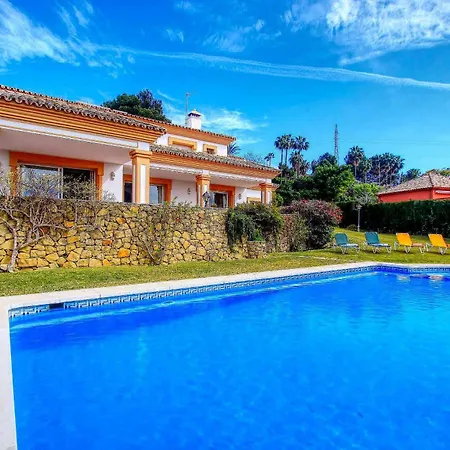 1175 El Paraiso Villa