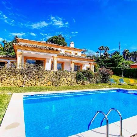 1175 El Paraiso Villa