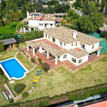 1175 El Paraiso Villa Estepona