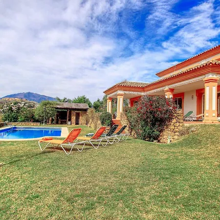 1175 El Paraiso Villa Estepona