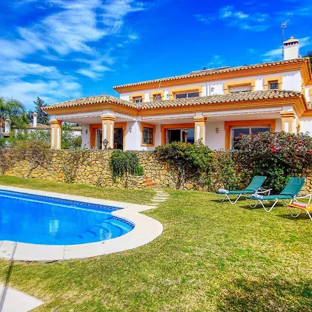 1175 El Paraiso Villa