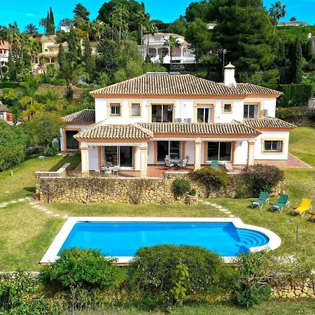 Villa 1175 El Paraiso